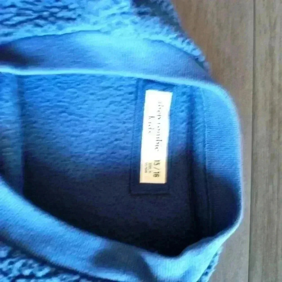 Abercrombie Fleece Kids NWOT - Picture 3 of 3